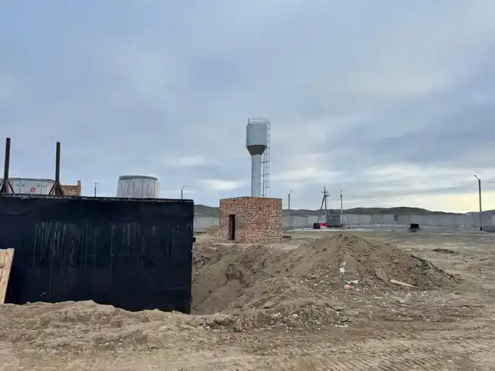 Реконструкция водопроводных сетей в Абайском районе: улучшение водоснабжения к концу года {city2}