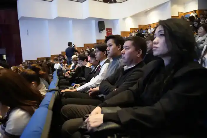 Симпозиум в Туркестане собрал более 300 участников для обсуждения философии Великой степи и правовой культуры {city2}