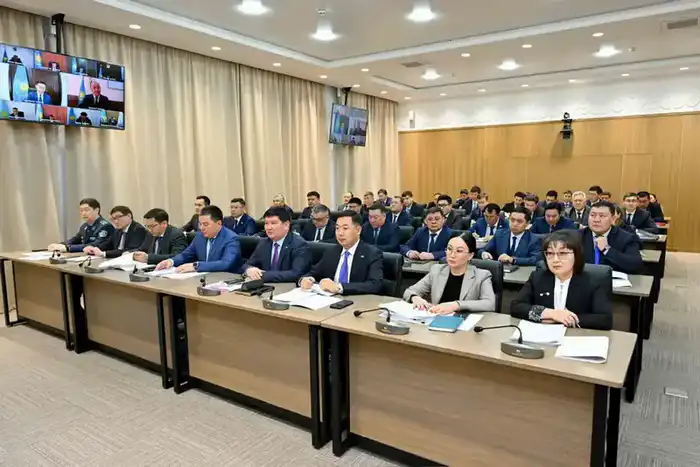 Обсуждение вопросов социальной инфраструктуры на заседании акимата {city2}