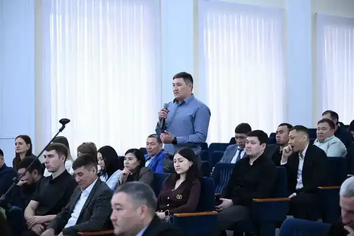 Серик Жарасбаев в Северо-Казахстанской области встретился с жителями {city2}