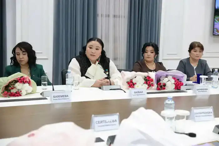 Лучших педагогов наградили в Жамбылской области (3)