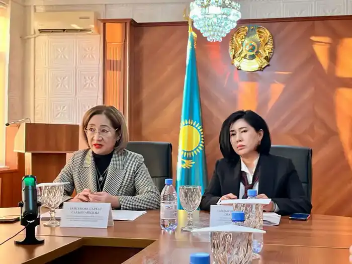 Председатель Комитета Сархат Бейсенова ознакомилась с работой санитарно-эпидемиологической службы Кызылординской области {city2}