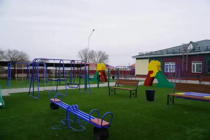 В пострадавшем от паводка селе построили новый детский сад на 100 мест (3)