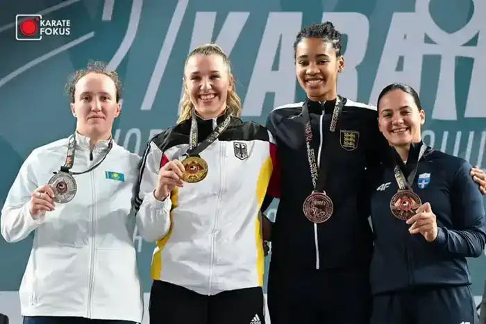 Софья Берульцева 2-е место чемпионата мира по каратэ {city2}