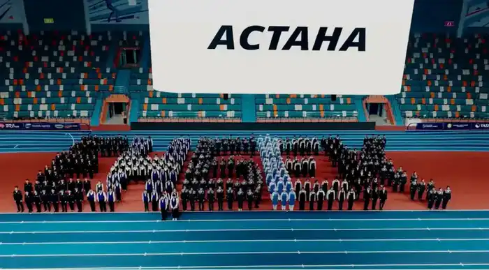 Более двух тысяч студентов столичных колледжей приняли участие во флешмобе в честь завершения Года рабочих профессий (8)