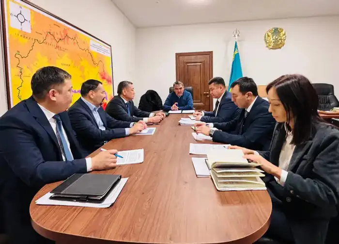 Более 300 км каналов и 35 гидропостов очищены в Алматинской области в рамках подготовки к паводковому периоду (4)