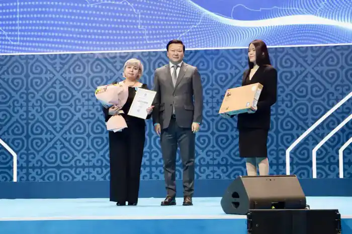 В Астане подведены итоги Года рабочих профессий (7)