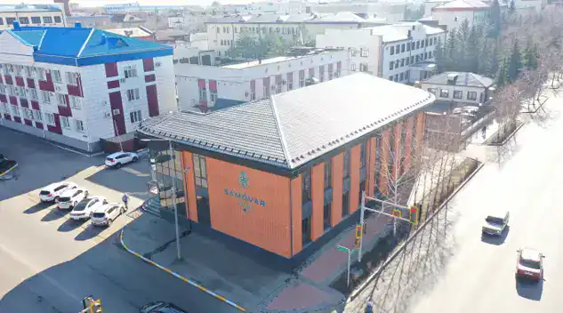 Экскурсия студентов СКУ имени М. Козыбаева в гостиницу 'Самовар' укрепляет связи между образованием и туристической отраслью {city2}