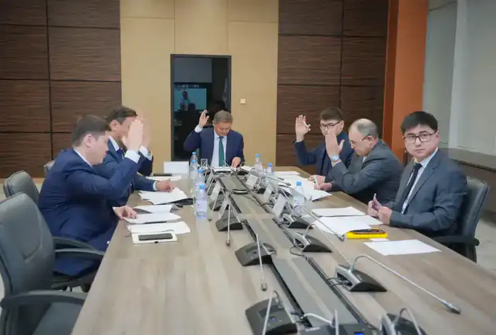 ПОДДЕРЖКА НАУКИ И ОБРАЗОВАНИЯ: ПОПЕЧИТЕЛЬСКИЙ СОВЕТ НОВОГО ЭНДАУМЕНТ-ФОНДА ПРОВЕЛ ПЕРВОЕ ЗАСЕДАНИЕ (3)