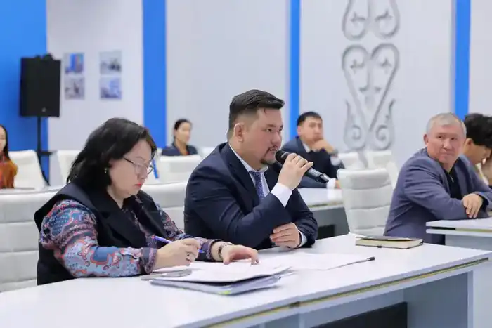 Обсуждение изменений в законодательстве об интеллектуальной собственности в Казахстане: акцент на защиту прав авторов и модернизацию патентных механизмов {city2}