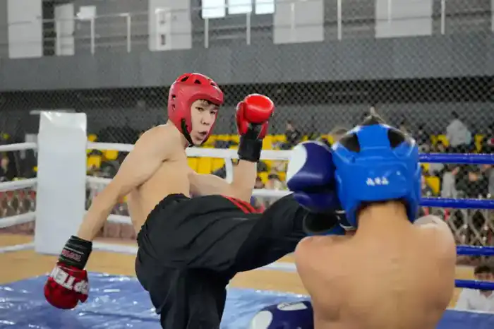 Кикбоксеры Астаны: битва за титулы и память {city2}