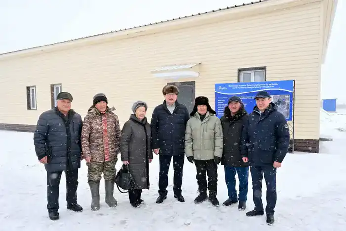 В село Бекет района Мақаншы проведена питьевая вода (9)