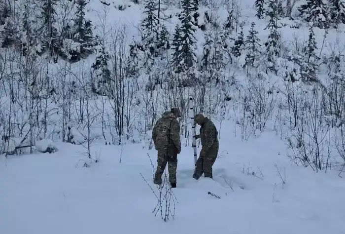 Специалисты «Казселезащита» проводят мониторинг лавинной обстановки в ВКО {city2}