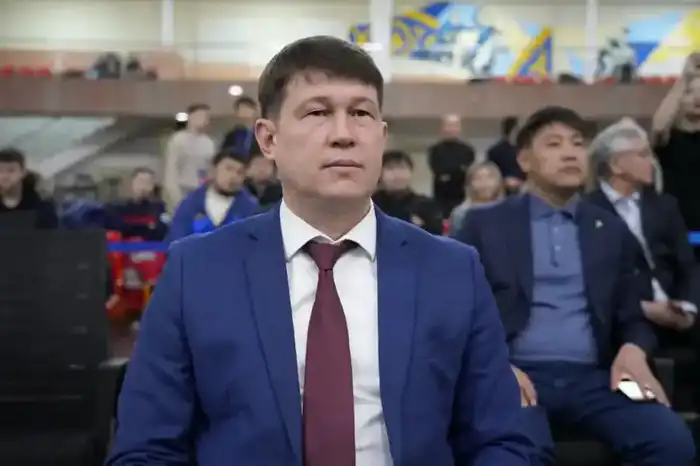 В Астане стартовал чемпионат страны по тяжелой атлетике (10)