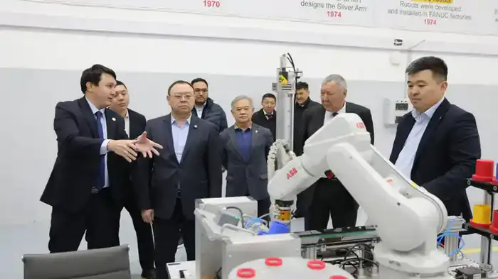 Заместитель акима города Алматы Абзал Нукенов ознакомился с научным потенциалом КазНУ (4)