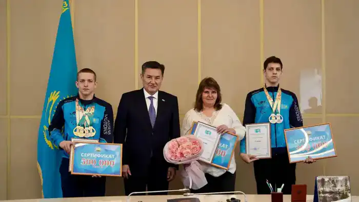 В ВКО чествовали победителей V Азиатских юношеских паралимпийских игр (7)