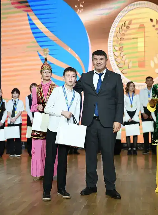 Около 300 школьников из сёл Карагандинской области получили право участвовать в республиканской предметной олимпиаде (3)