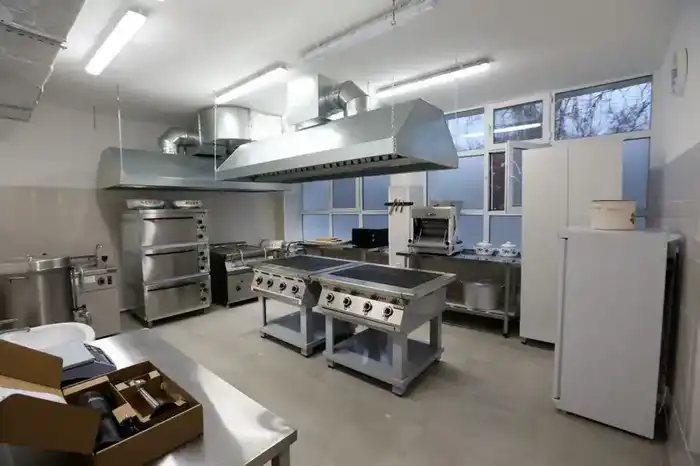 В Алматы состоялось техническое открытие объектов образования (4)