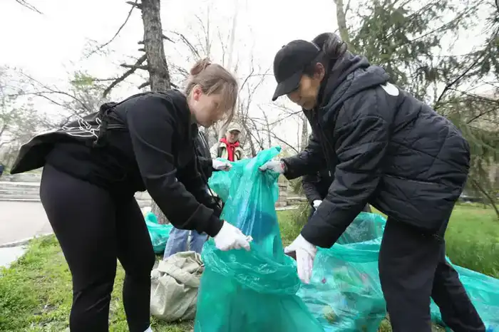 Аким Алматы объявил о планах по переводу ТЭЦ-2 на газ и реконструкции ТЭЦ-3 для улучшения экологии города {city2}