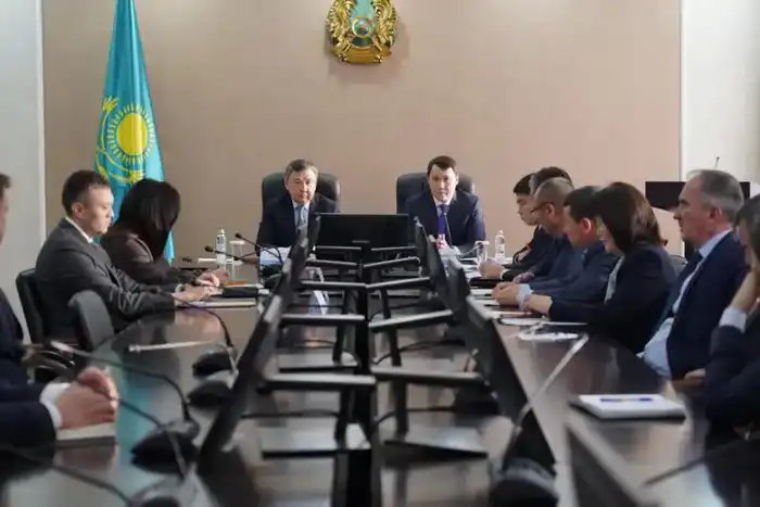 Ермек Кенжеханұлы провел встречу с населением Акмолинской области (5)