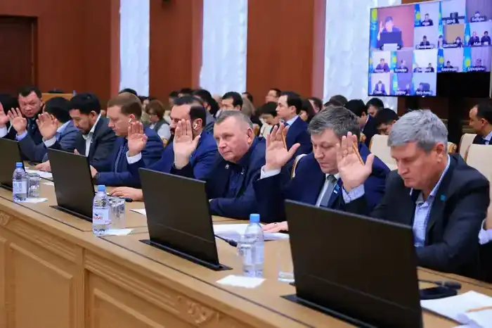 Бюджет Карагандинской области остаётся социально ориентированным (4)