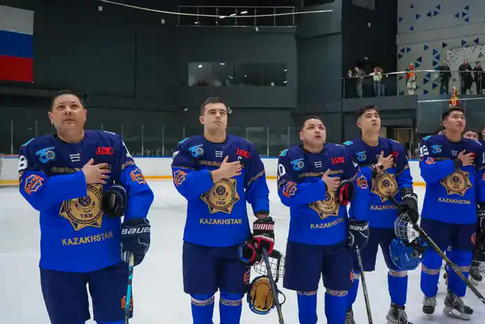 Сборная МЧС Казахстана принимает участие в международном хоккейном турнире спасателей (2)
