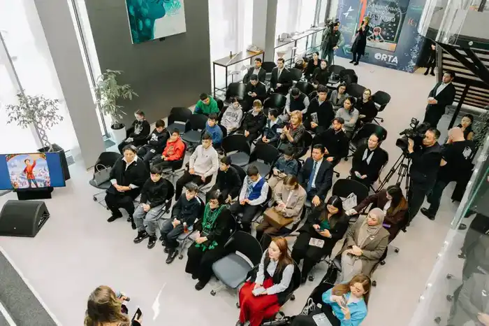 В Астане школьник презентовал серию экологических сказок {city2}