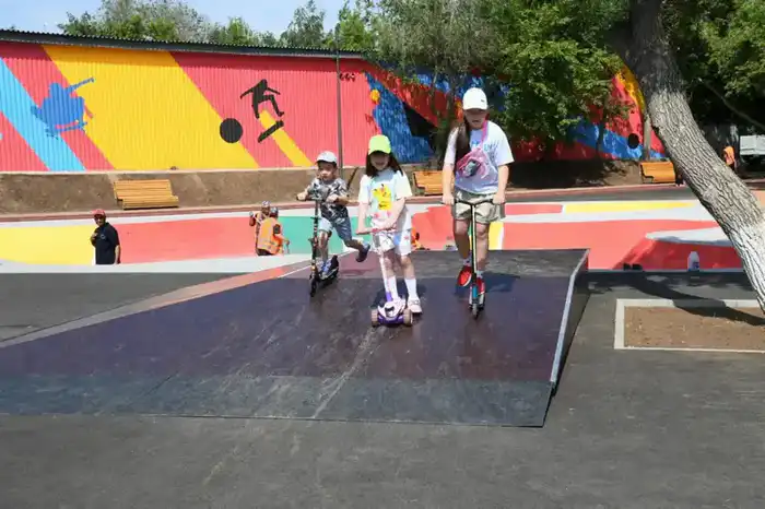 Новые пространства для отдыха жителей и комфортные дворы: как за год благоустроили столичный район Сарыарка (3)