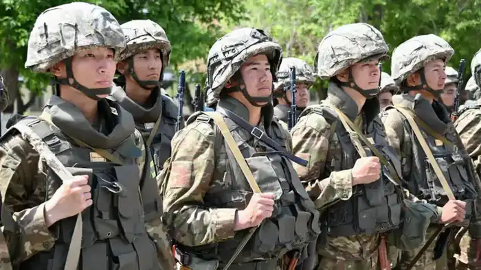 В Карагандинском гарнизоне начинается набор резервистов, позволяющий совмещать службу с основной работой {city2}