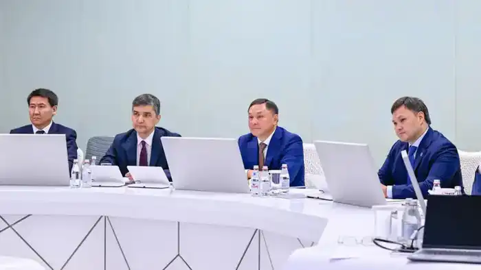 Казахстан внедряет цифровые технологии для повышения прозрачности рынка нефтепродуктов {city2}