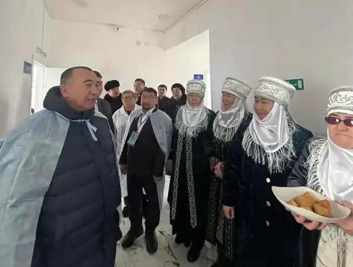 Возвращенные активы: в отдаленном селе Актюбинской области открыт еще один медицинский объект (6)