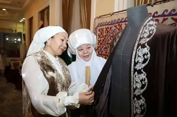 В Актау прошёл региональный форум по укреплению института семьи и популяризации национальных ценностей (7)