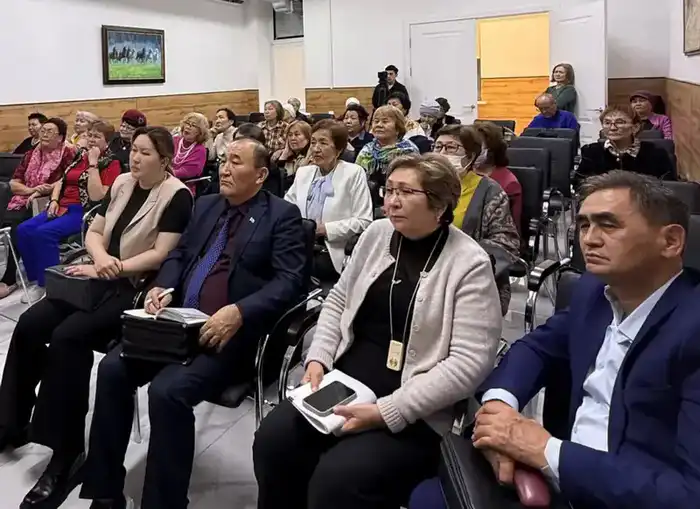 Пенсионеры Астаны: волонтеры, которые меняют мир! {city2}