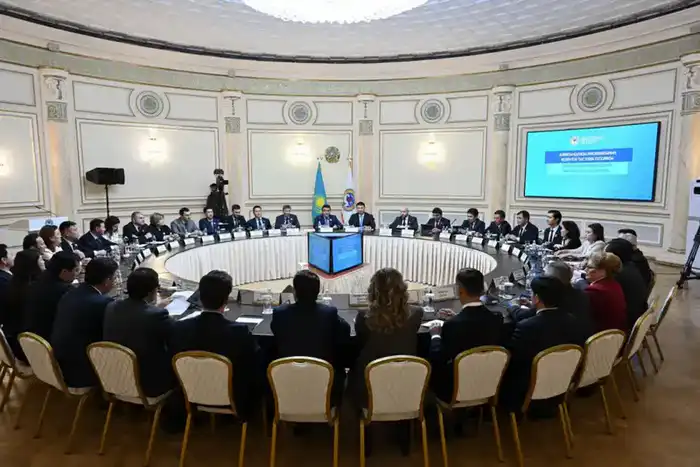 Рост доходов бюджета Алматы до 2,5 трлн тенге к 2026 году: влияние на социальные программы и инвестиции {city2}