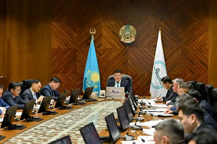 Качество строительства домов в регионе обсуждено на аппаратном совещании {city2}