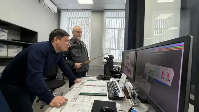 Вице-министр по чрезвычайным ситуациям посетил шахту имени Костенко с рабочим визитом (2)