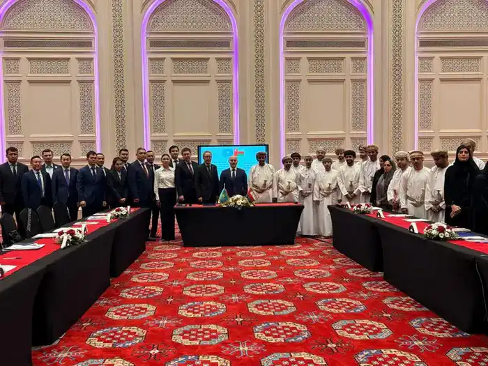 Казахстан и Оман: совместный путь к новым вершинам сотрудничества {city2}