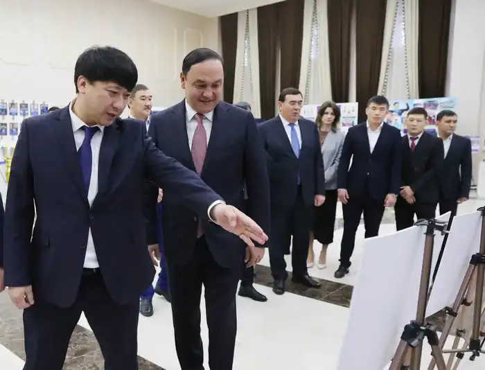 В Жамбылской области наградили лучших спортсменов и тренеров на премии "Жыл үздігі-2025" {city2}