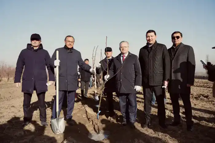 Казахстан и Россия реализуют совместный проект по развитию интенсивного садоводства (8)