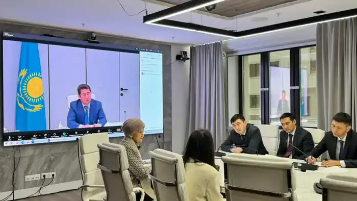 Айдарбек Сапаров: мост между наукой и землей на встрече с гражданами {city2}