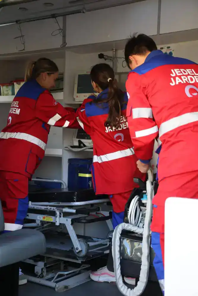 МИНЗДРАВ: ЗА 10 МЕСЯЦЕВ СКОРАЯ ПОМОЩЬ ОБСЛУЖИЛА СВЫШЕ 6,6 МЛН ВЫЗОВОВ {city2}