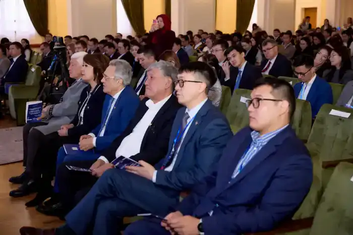 Гуманитарное образование: будущее учёных в цифровую эпоху {city2}