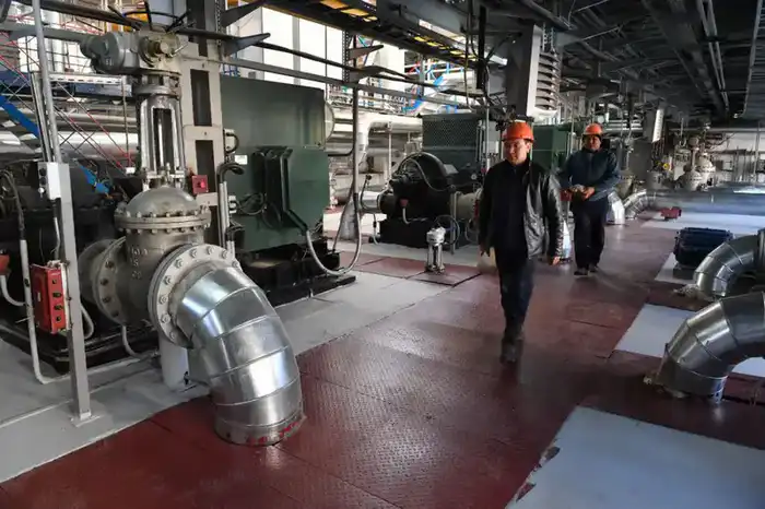 Дархан Сатыбалды: В Алматы ежегодно планируется обновлять не менее 130 км инженерных сетей (4)