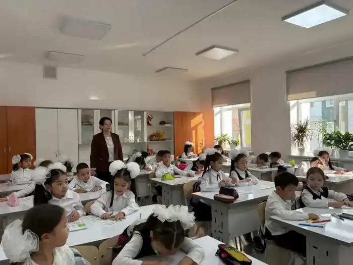 Шымкент: Город, где молодость цветет в заботе о природе в рамках акции «Таза Қазақстан» {city2}