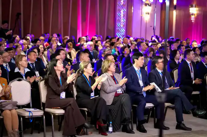 Казахстан на втором месте в мире по признанию педагогов: новые перспективы и вызовы для образовательной системы {city2}