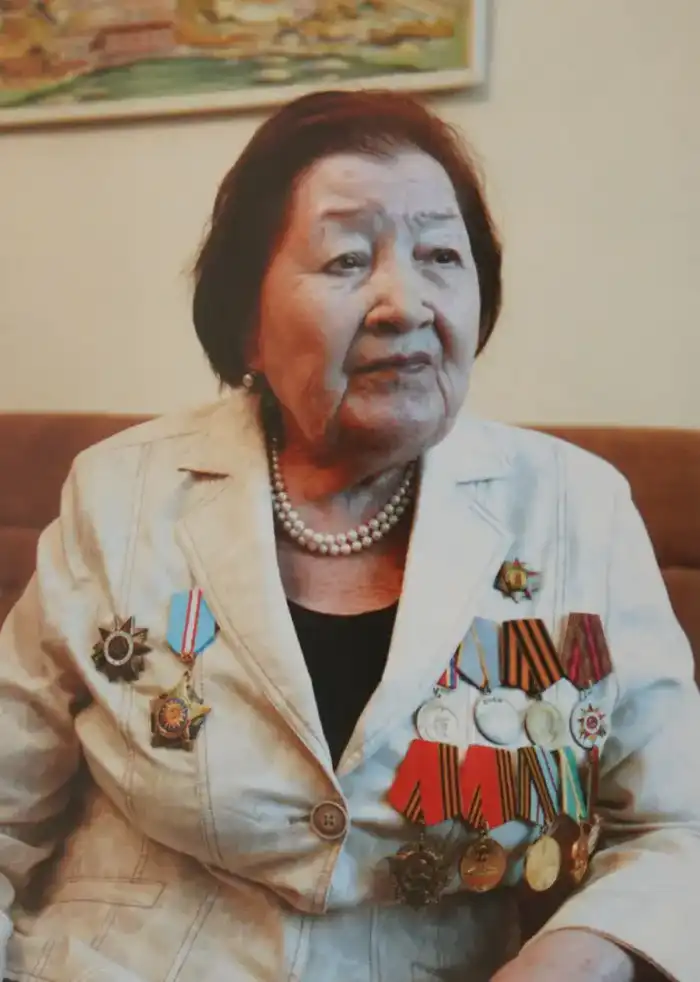 Ветераны Великой Отечественной войны: важность сохранения памяти и уважения к старшему поколению {city2}