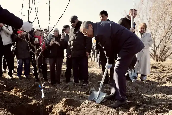 Казахстан и Россия реализуют совместный проект по развитию интенсивного садоводства (2)