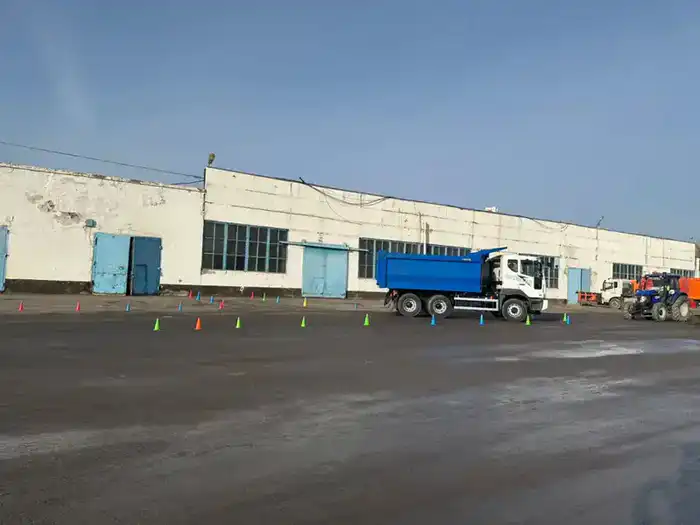 Год рабочих профессий: лучших водителя техники и механизатора определяли в Астане (2)