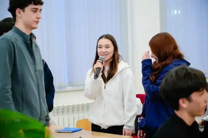 «Закон и порядок»: интеллектуальную игру «Что? Где? Когда?» провели среди столичных студентов (5)