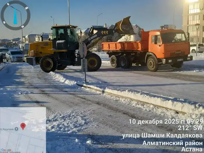 К круглосуточной уборке снега в Астане привлечены более 3 000 дорожных рабочих и 1 378 единиц спецтехники {city2}